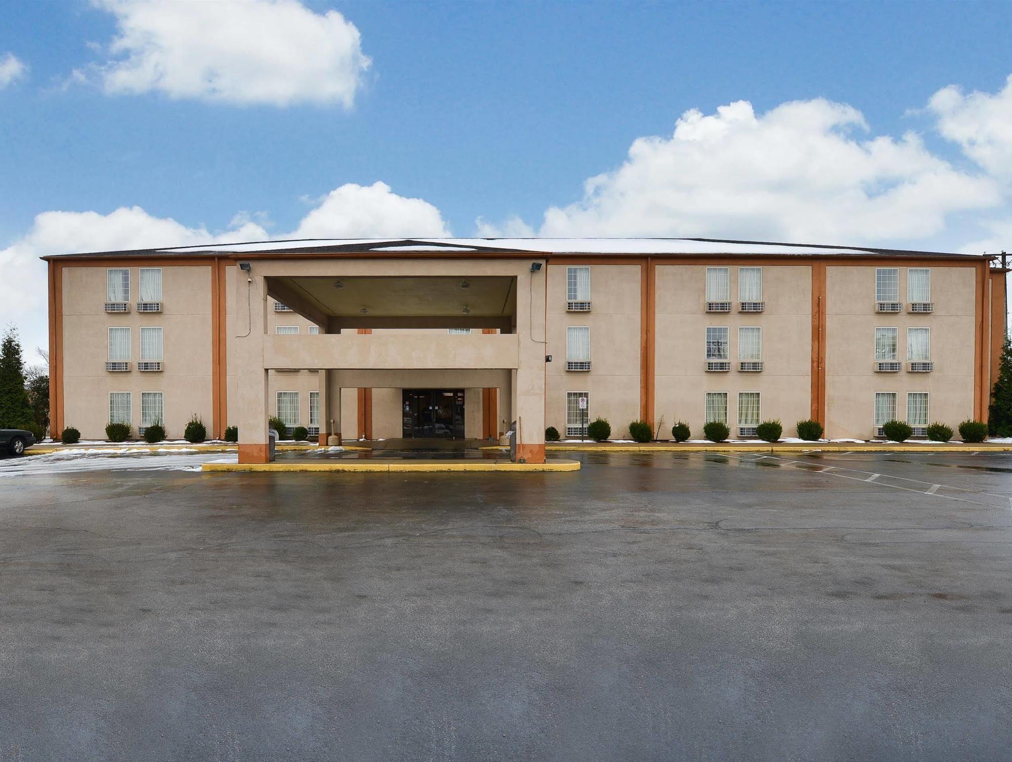 Americas Best Value Inn Evansville East Dış mekan fotoğraf